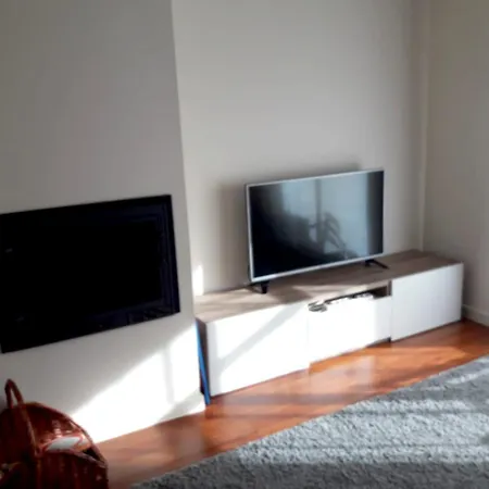 Calle Las Aliagas, Latas, Huesca, Espana Apartment